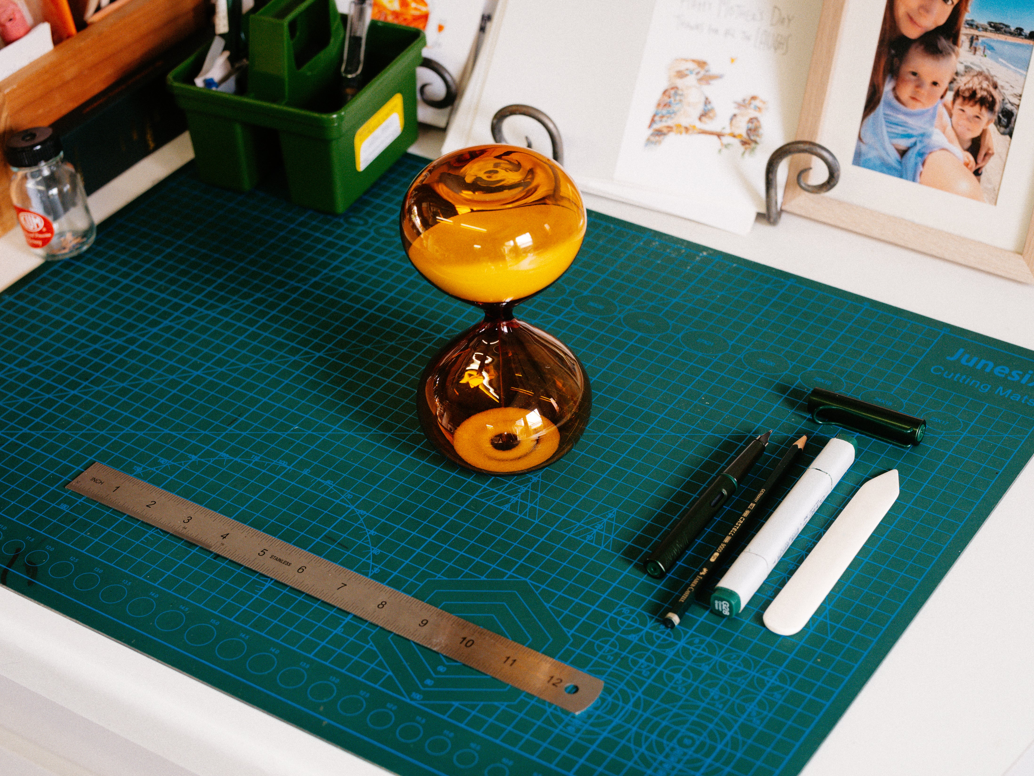 Hightide - Hourglass - Extra Large - Amber - Well Drawn