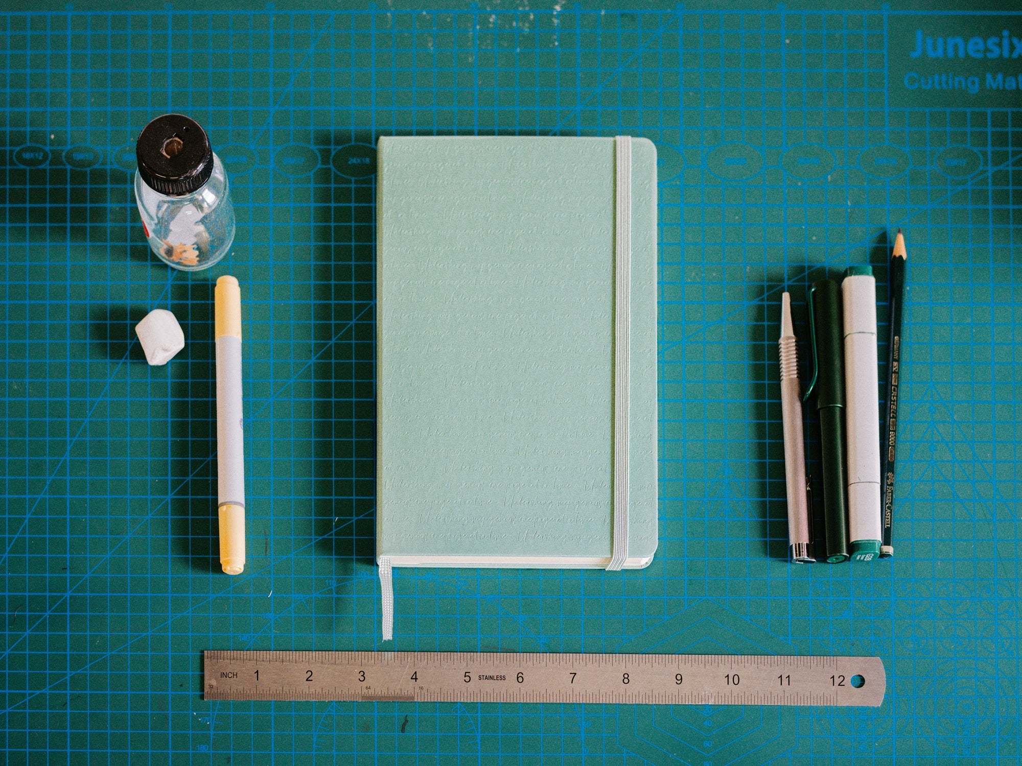 Moleskine Classic Hard Cover Notebook Ruled Large Sage – Premium Notebook Australia - Well Drawn