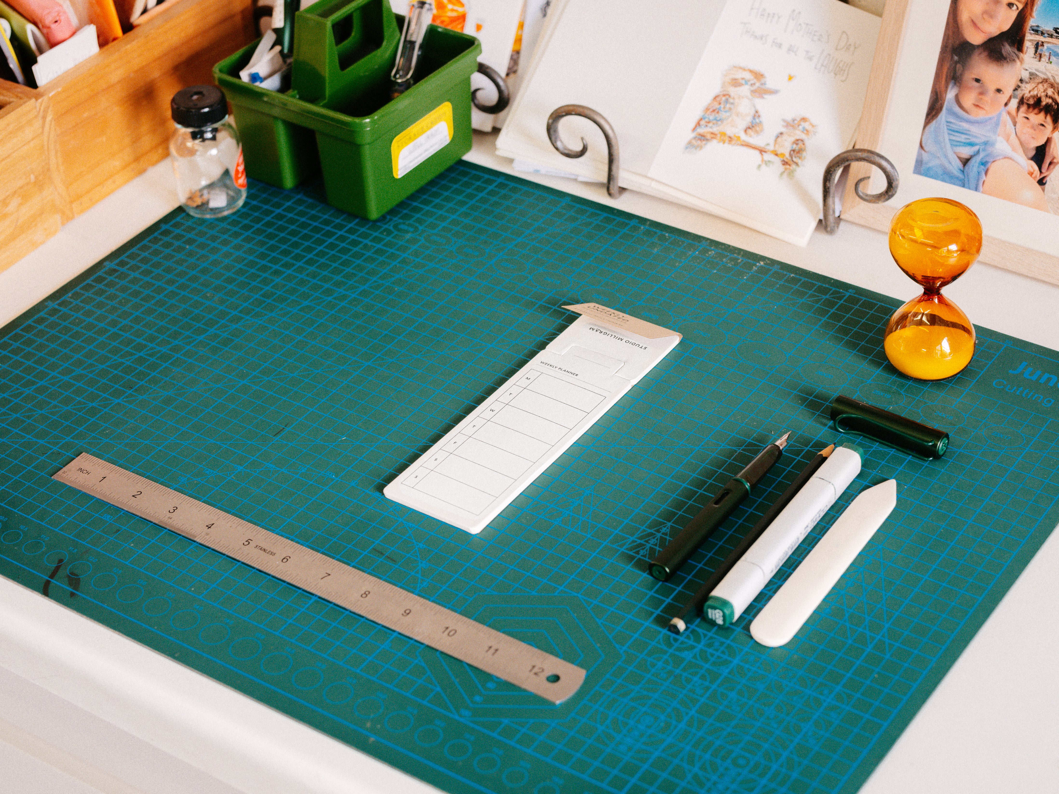 Studio Milligram - Bookmark Pad - A5 - Habit Tracker - Well Drawn