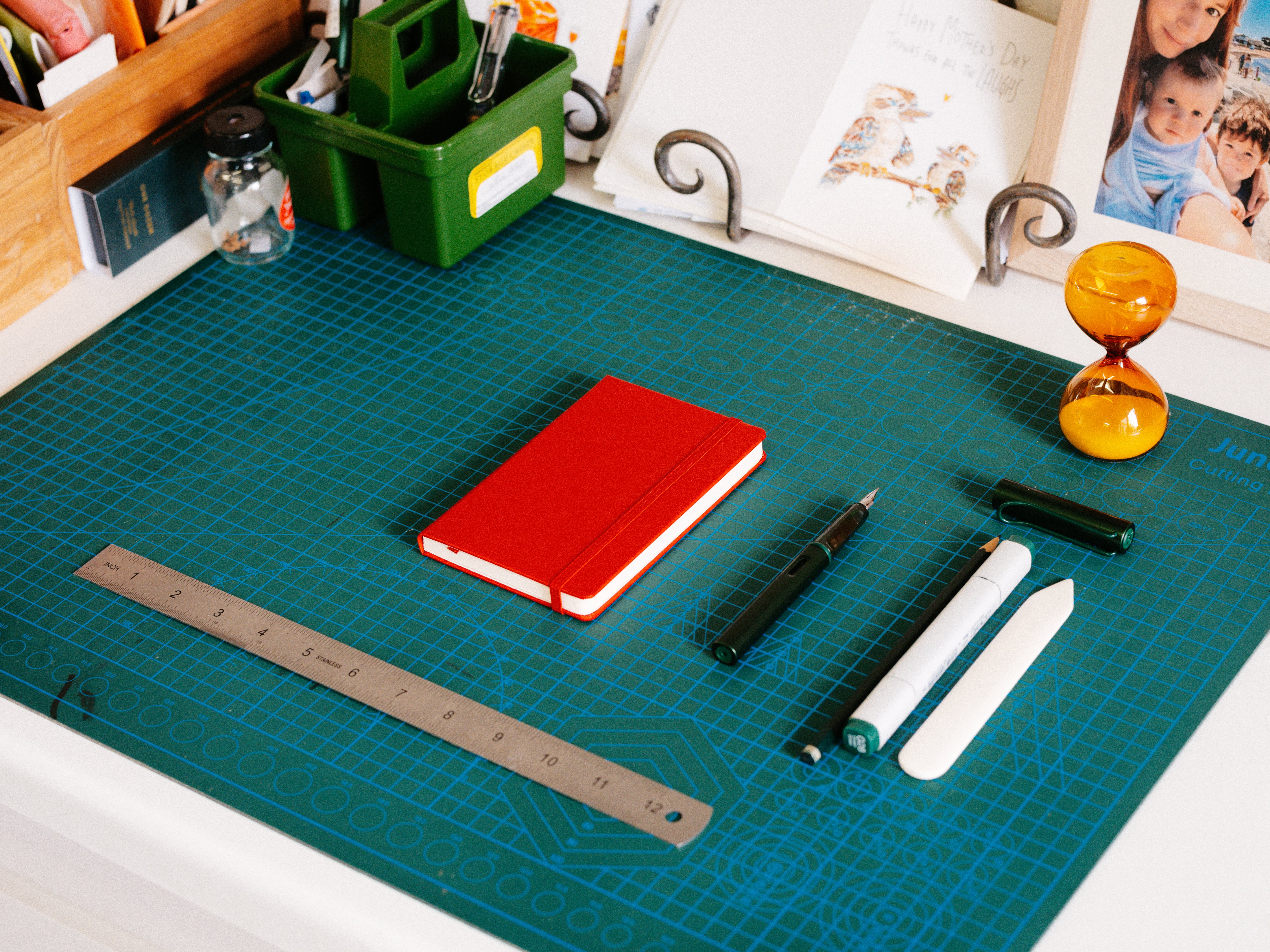 Moleskine - Classic Hard Cover Notebook - Plain - Pocket - Scarlet Red