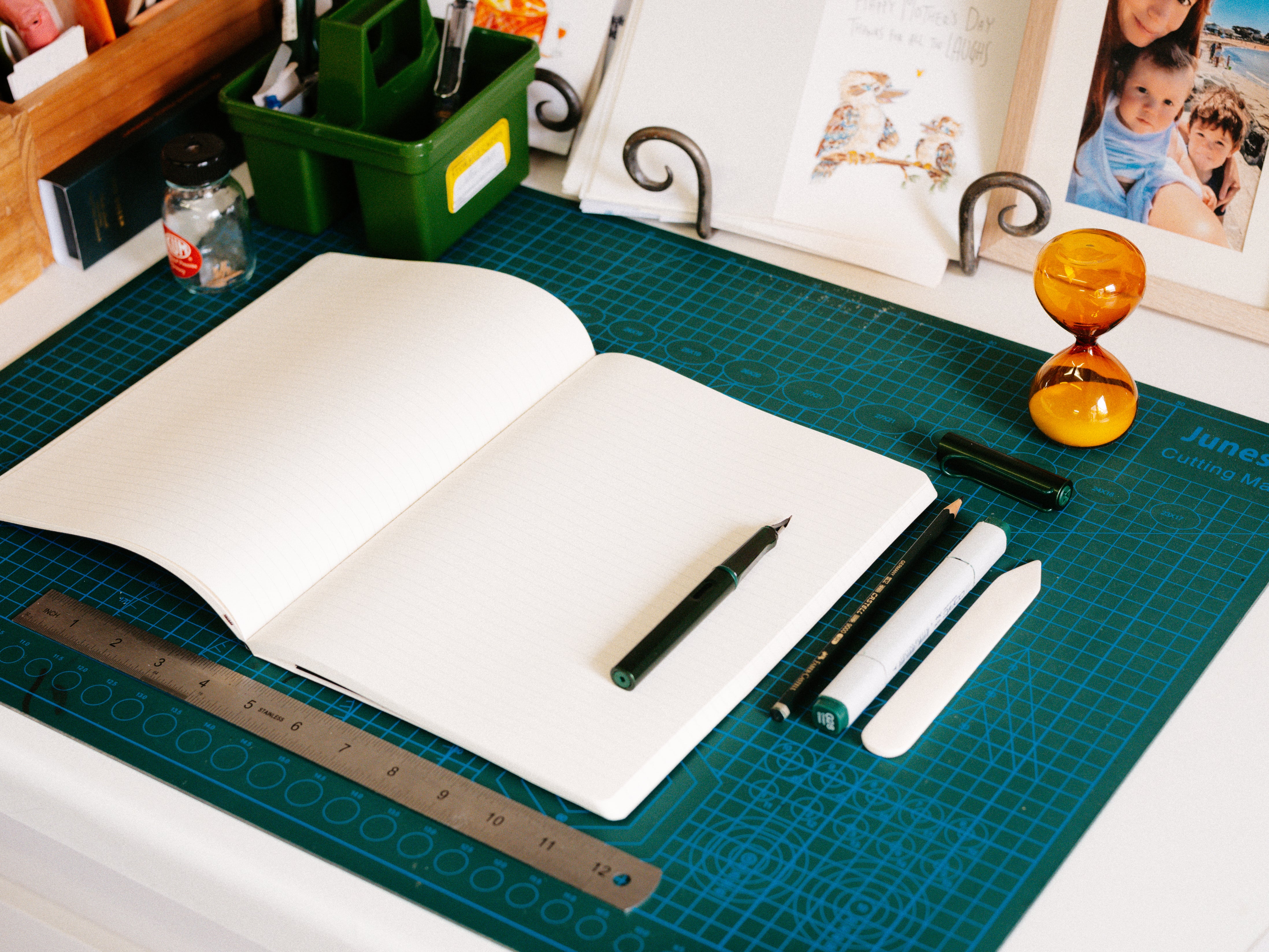 Moleskine - Classic Soft Cover Notebook - Ruled - Extra Large - Black - Well Drawn