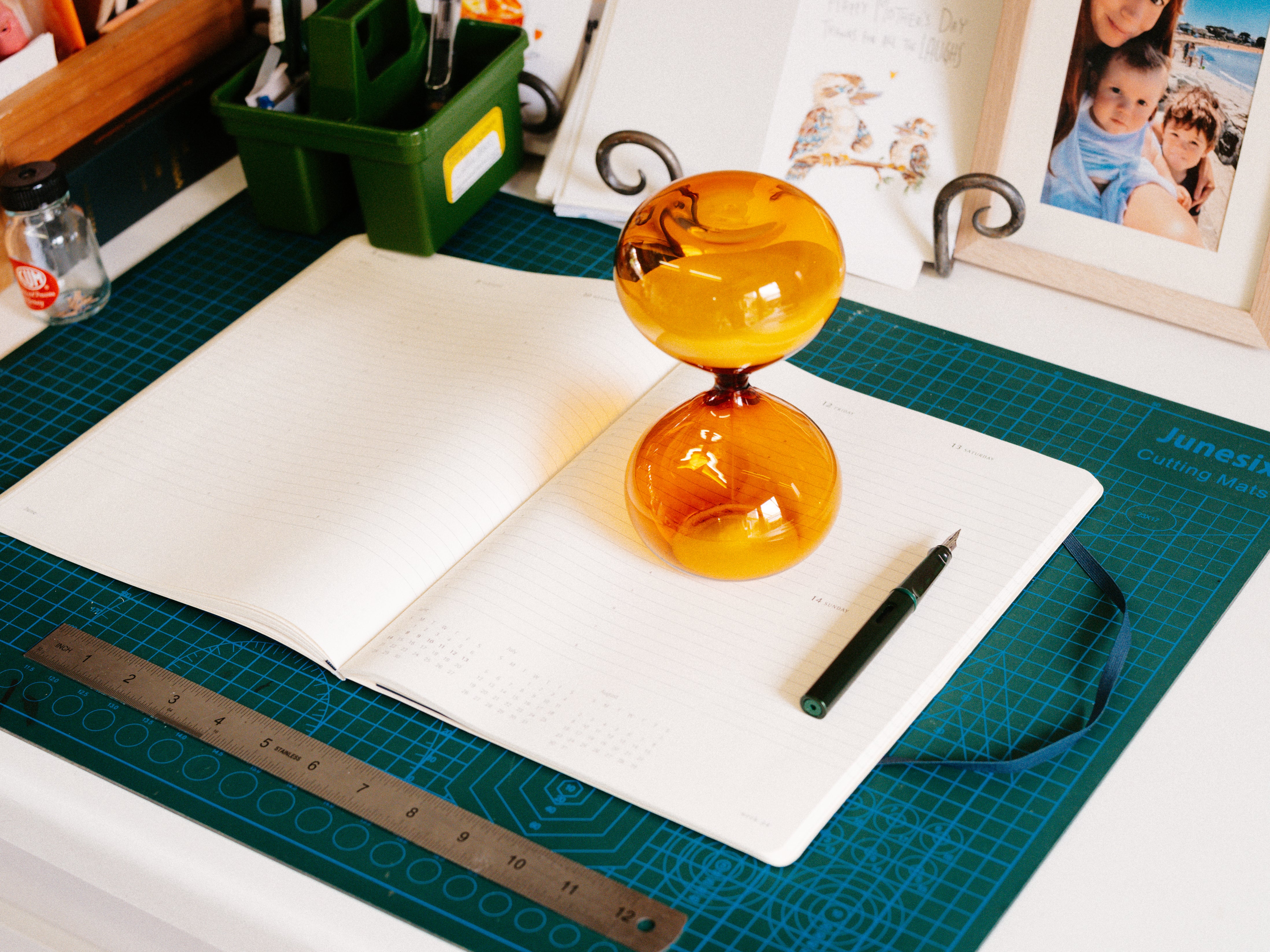 Hightide - Hourglass - Extra Large - Amber - Well Drawn