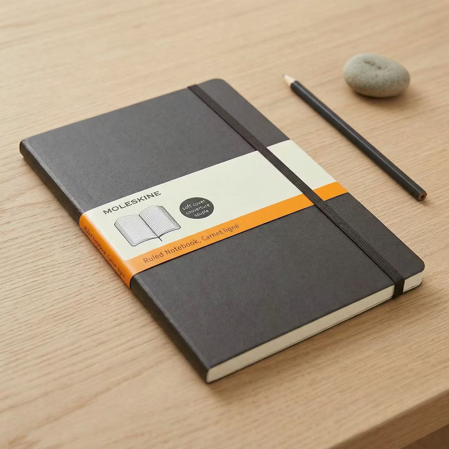 Moleskine - Classic Soft Cover Notebook - Ruled - Extra Large - Black - Well Drawn